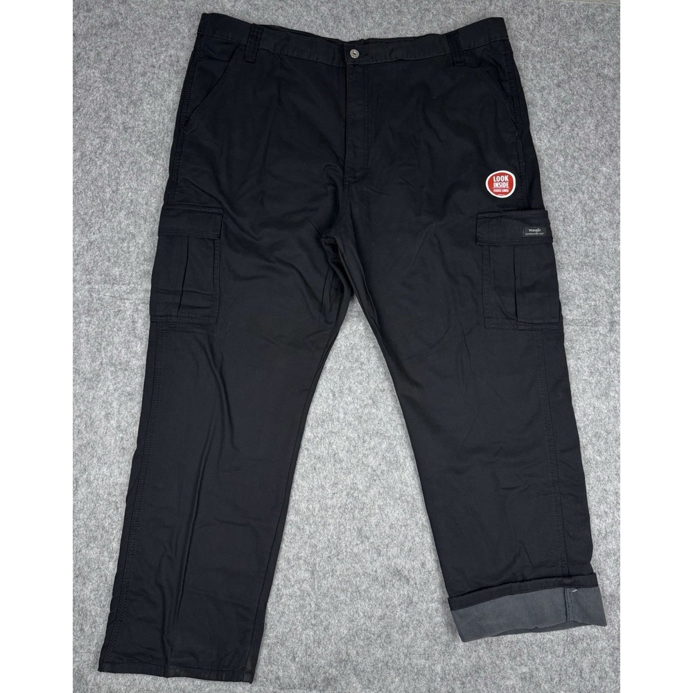 Wrangler NWT Mens Fleece Lined Relaxed Fit Cargo Black Cotton Pants Size 42x30